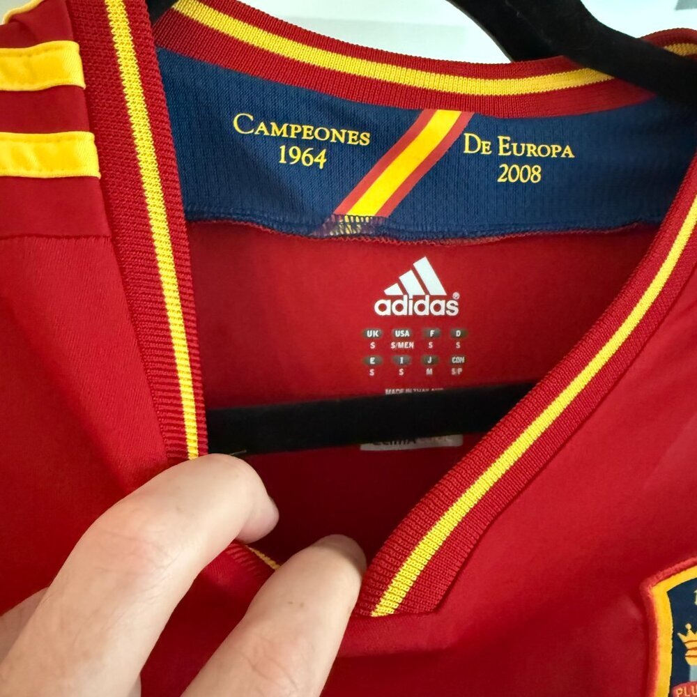 adidas Spain Men's Soccer Jersey Size S - Picture 3 of 4